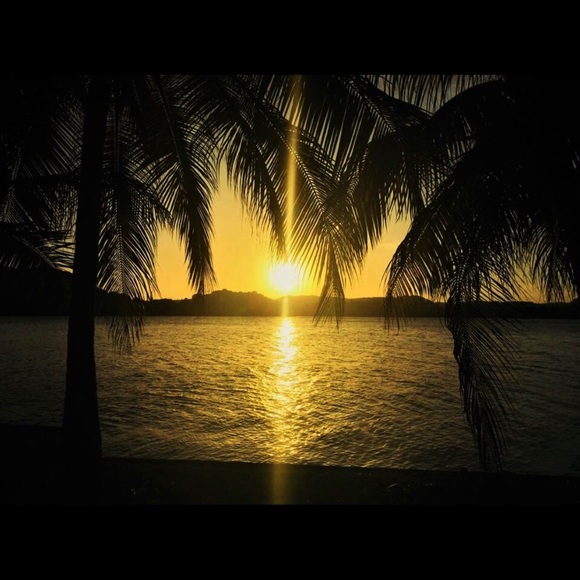 CLOSET CLOSING JUNE 6, 2023 ,PLUS PARADISE HOME ON THE OCEAN FOR SALE IN GRENADA - Picture 9 of 16